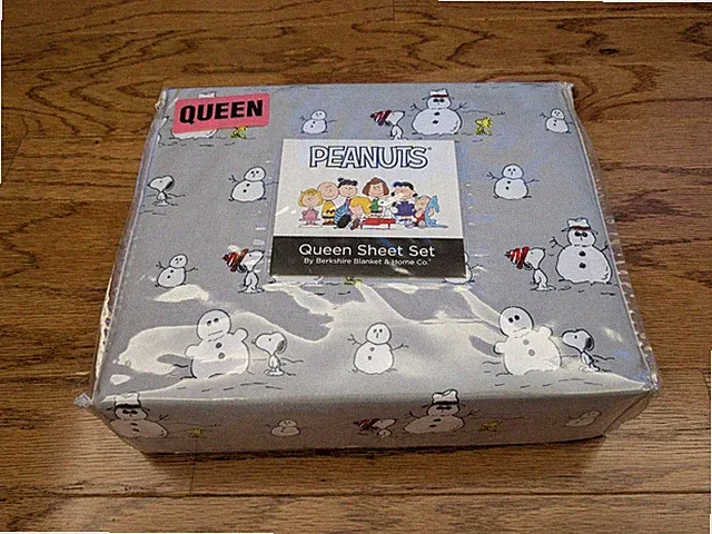 NEW 4pc Berkshire Peanuts Snoopy Snowman QUEEN Sheet Set Winter Woodstock