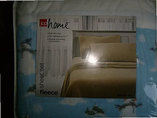 New Queen Size Fleece Sheet Set ** Pale Blue Snowman # 1123